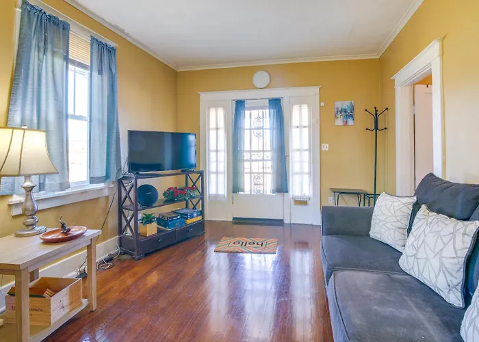 Pet-Friendly Memphis Home - 4 Mi To Downtown!