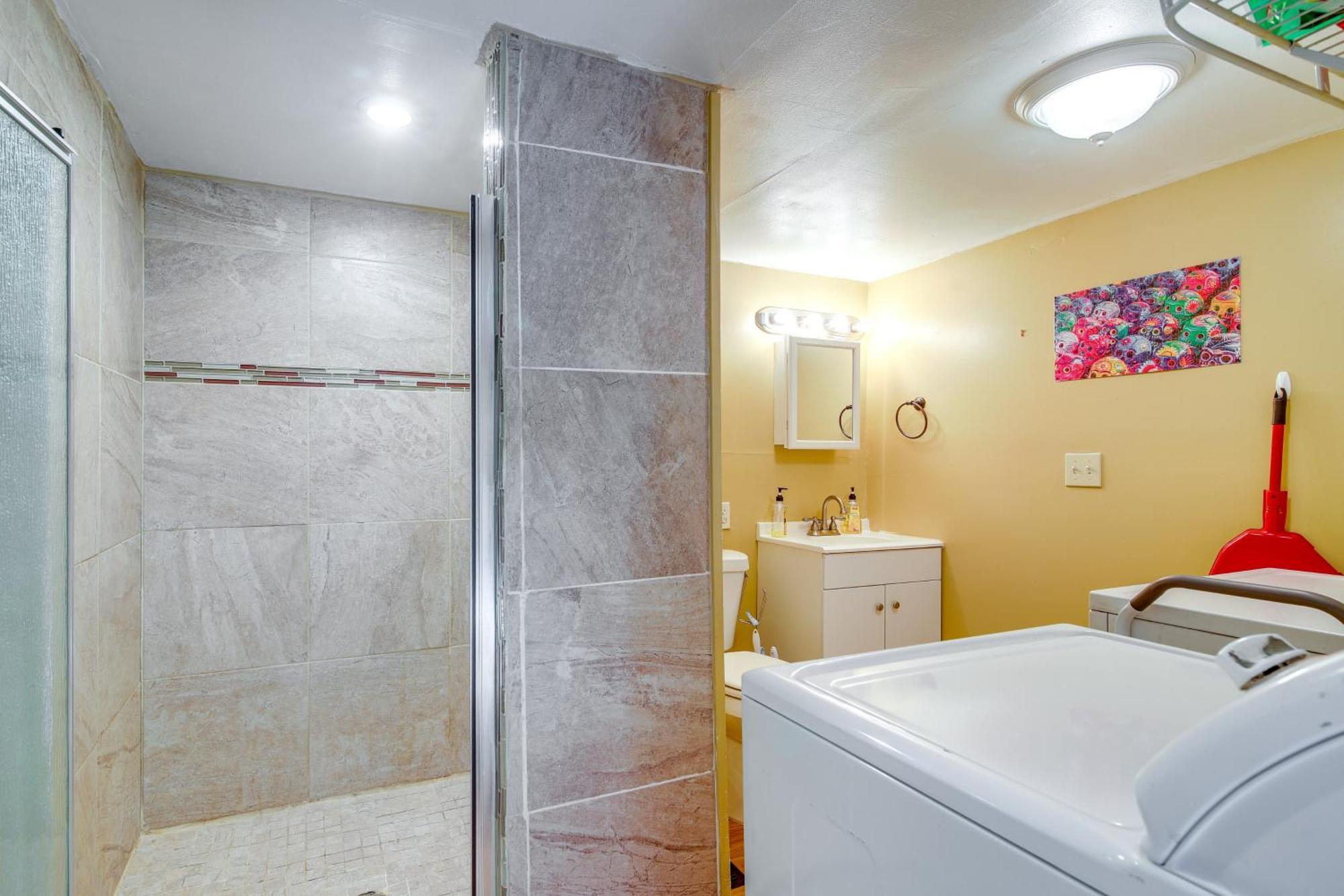 Pet-friendly - 4 Mi To Downtown! Memphis